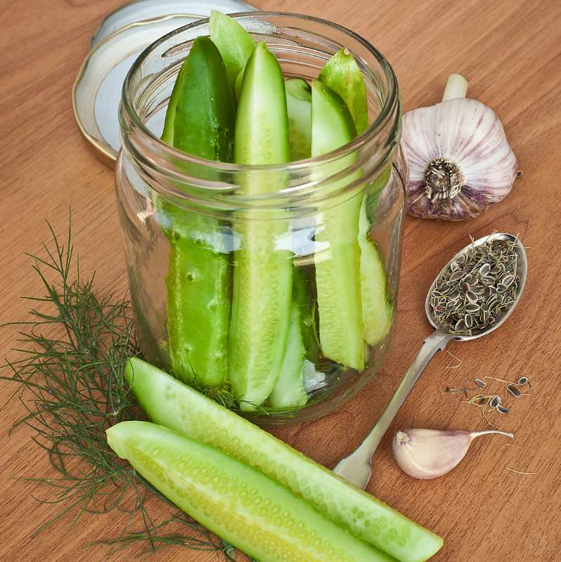 Pickling Cucumbers: Med/ Lrg- 10lbs